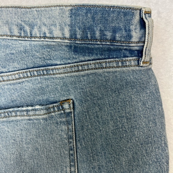 Abercrombie & Fitch Jeans Sz 37/24 Plus The 90s Straight Ultra HR Light Wash NWT - Picture 14 of 15